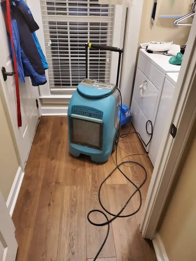 Commercial dehumidifier deployed for Crawl Space Restoration in Milton